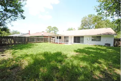 7010 Tara Drive, Richmond, TX 77469 - Photo 32