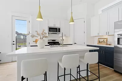 8916 Sunshine Laverne Lane, Houston, TX 77080 - Photo 10