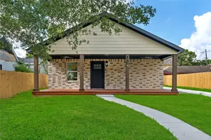 1408 Pearson St, Houston, TX 77023 - Photo 2