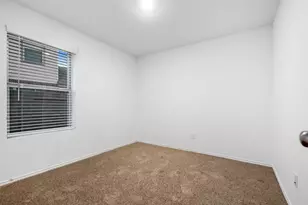 14534 Broadbury Pond Rd, Fresno, TX 77583 - Photo 16