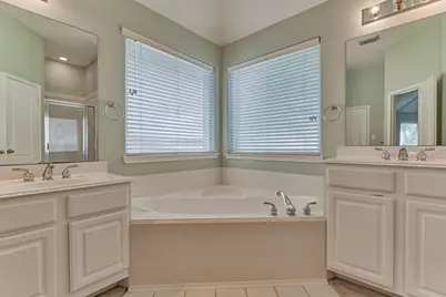 930 Arbor Pine, Tomball, TX 77375 - Photo 28
