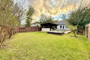 142 E Spindle Tree Cir, The Woodlands, TX 77382 - Photo 30