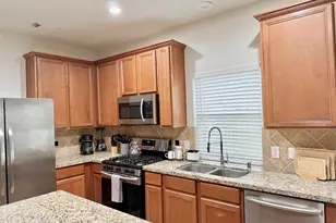 142 E Spindle Tree Cir, The Woodlands, TX 77382 - Photo 24