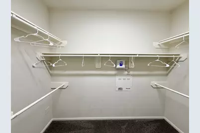 142 E Spindle Tree Circle, The Woodlands, TX 77382 - Photo 8