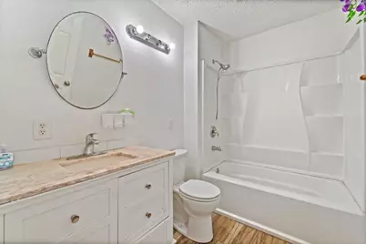 401 Lee Avenue, Anahuac, TX 77514 - Photo 14