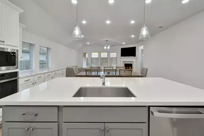 1108 Wandering Brook Street, Magnolia, TX 77354 - Photo 10