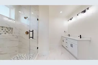 5119 Selinsky Road, Houston, TX 77048 - Photo 34
