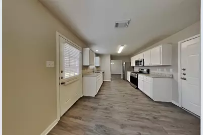 10834 Glenora Drive, Houston, TX 77065 - Photo 4