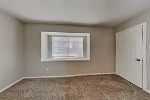 10834 Glenora Dr, Houston, TX 77065 - Photo 16