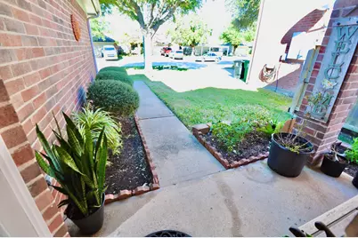 3239 Beran Drive, Houston, TX 77045 - Photo 1