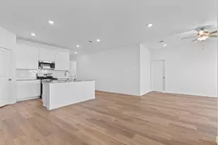 1514 Shimmering Ocean Wy, Iowa Colony, TX 77583 - Photo 12