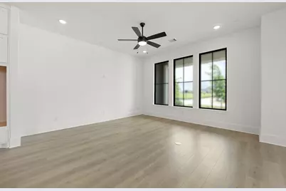 10826 Pioneer Point, Richmond, TX 77469 - Photo 4