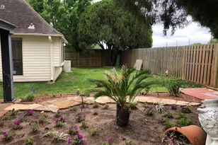 16802 Tranquil Dr, Sugar Land, TX 77498 - Photo 24