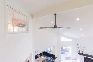 727 Bunker Hill Rd, Houston, TX 77024 - Photo 24