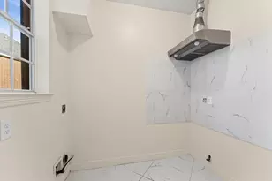 1914 Rosebay Ct, Sugar Land, TX 77479 - Photo 12