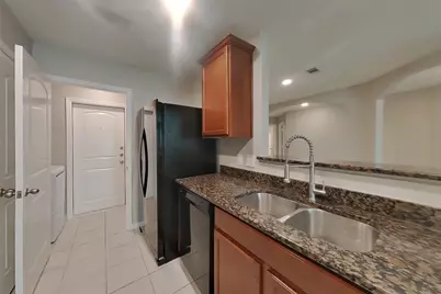 801 Painted Bison Drive, La Marque, TX 77568 - Photo 6