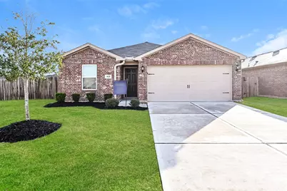 801 Painted Bison Drive, La Marque, TX 77568 - Photo 1
