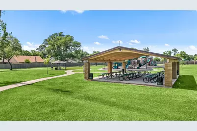 327 Brompton Court, Highlands, TX 77562 - Photo 22