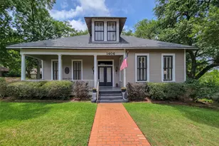 1406 Key St, Brenham, TX 77833 - Photo 2