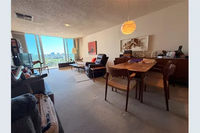 3600 Montrose Boulevard #1005, Houston, TX 77006 - Photo 2