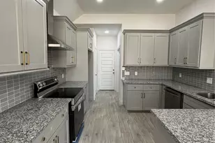 10835 Deaf Smith St, La Porte, TX 77571 - Photo 16