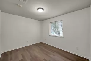 147 W Misty Dawn Dr, Conroe, TX 77385 - Photo 18