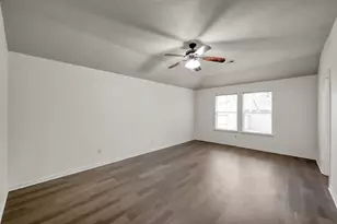 147 W Misty Dawn Dr, Conroe, TX 77385 - Photo 14