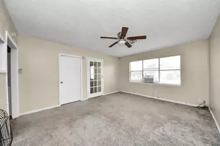 5018 Northridge Dr, Houston, TX 77033 - Photo 10