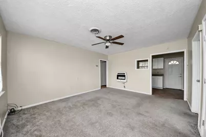 5018 Northridge Drive, Houston, TX 77033 - Photo 8