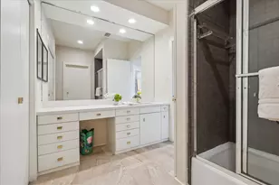 10 S Briar Hollow Ln, Houston, TX 77027 - Photo 28