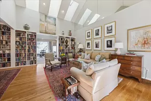 10 S Briar Hollow Ln, Houston, TX 77027 - Photo 6