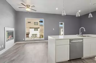4704 Ward St, Houston, TX 77021 - Photo 4