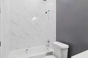 4704 Ward St, Houston, TX 77021 - Photo 14