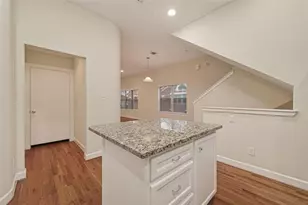 11504 Main Pine Dr, Houston, TX 77025 - Photo 14