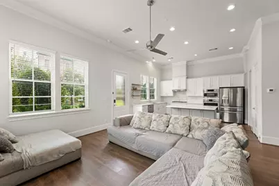 9651 Kings Cross Station, Houston, TX 77045 - Photo 6