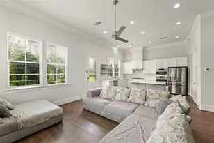 9651 Kings Cross Station, Houston, TX 77045 - Photo 6