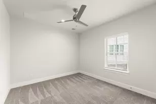 9651 Kings Cross Station, Houston, TX 77045 - Photo 24