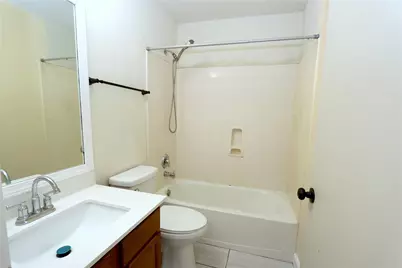 4823 Canyon Blanco Drive, Houston, TX 77045 - Photo 12