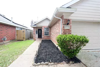 4823 Canyon Blanco Drive, Houston, TX 77045 - Photo 2