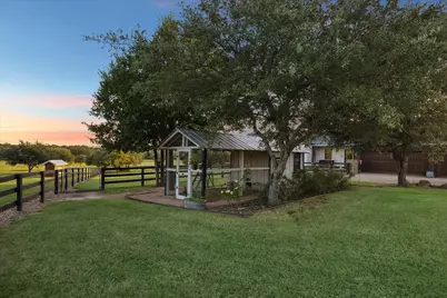 1600 S Weyand, Round Top, TX 78954 - Photo 30