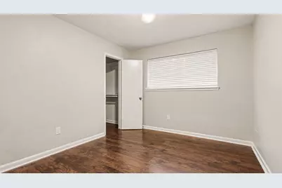 16107 Barcelona Drive, Friendswood, TX 77546 - Photo 12