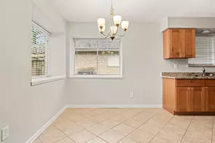 16107 Barcelona Dr, Friendswood, TX 77546 - Photo 6