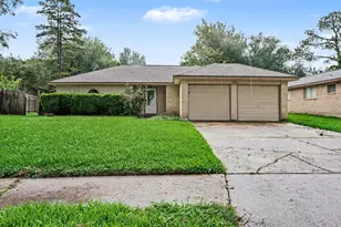16107 Barcelona Dr, Friendswood, TX 77546 - Photo 1