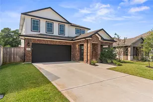 38527 Winding Mdws Dr, Magnolia, TX 77354 - Photo 1