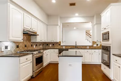 2923 Royal Oaks Crest, Houston, TX 77082 - Photo 10