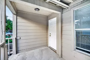 4203 Polk St, Houston, TX 77023 - Photo 4