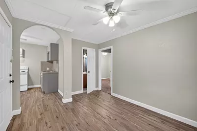 4203 Polk Street #B, Houston, TX 77023 - Photo 10