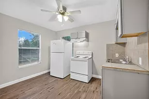 4203 Polk St, Houston, TX 77023 - Photo 12