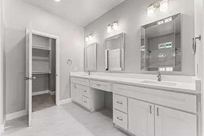 8161 Crestview Drive, Houston, TX 77028 - Photo 16