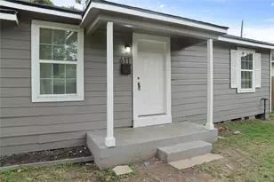 611 93rd St, Houston, TX 77012 - Photo 2